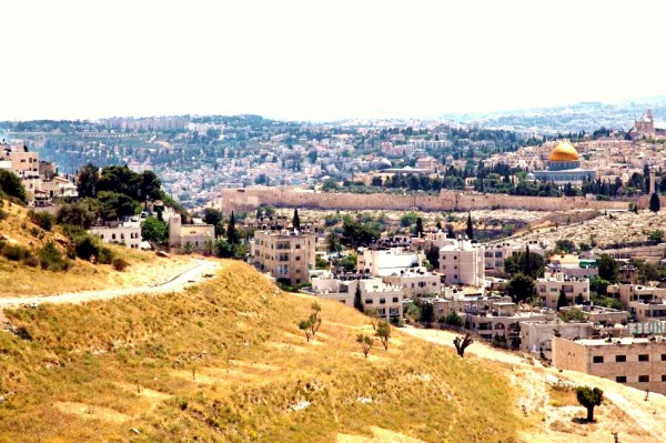 Path on the Mount of Olives Temple-Mount-Olives-Zechariah