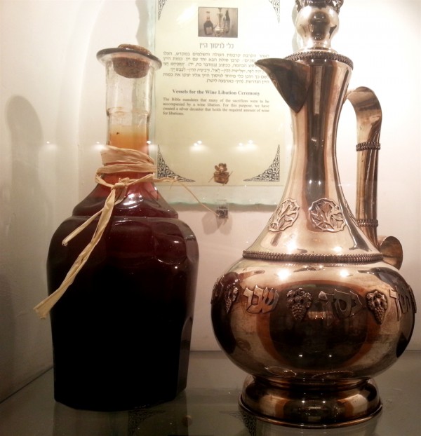 Wine Libation Vessels Wine Libation Vessels-Wine Libation Ceremony