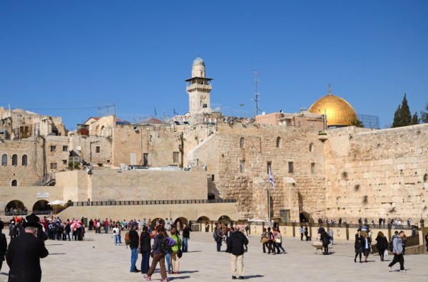 The Western (Wailing) Wall Plaza Today Western-Wall-plaza-Dome-Rock