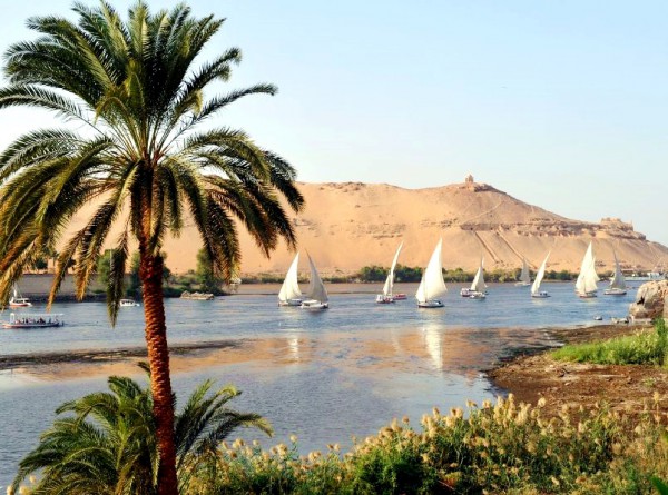 The Nile, the longest river in the world Nile-sailboats