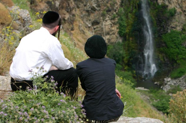 Couple Israeli Nature couple-Israeli-nature