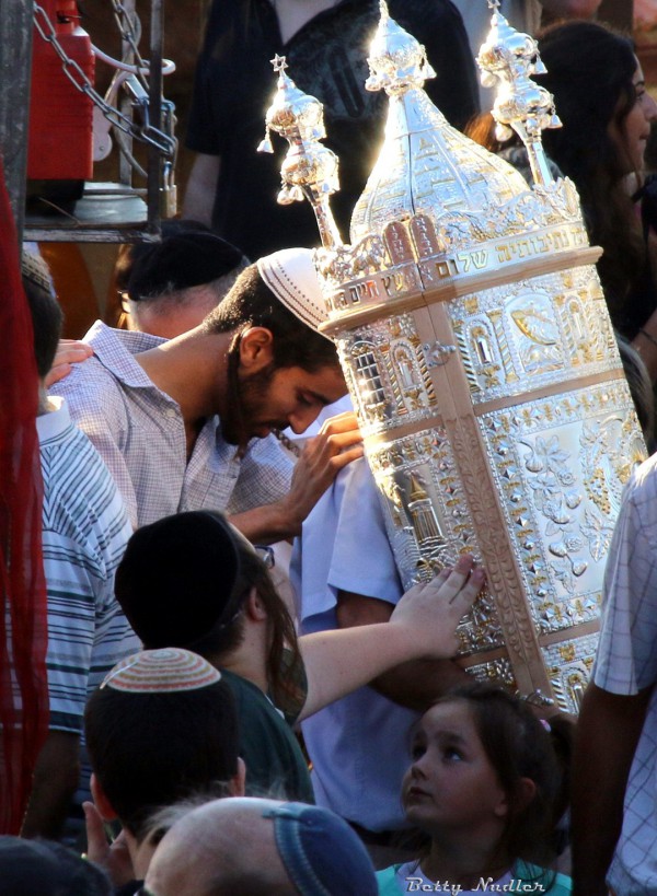 A New Sefer Torah silver Torah tik-Sefer Torah