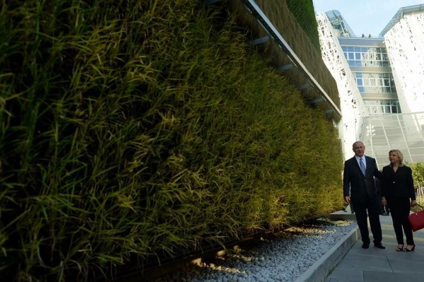 Benjamin and Sara Netanyahu admire Israel's Fields of Tomorrow display at the Israel Pavilion Expo Milan 2015 building. Israel's Fields of Tomorrow display at the Israel Pavilion Expo Milan 2015 building.