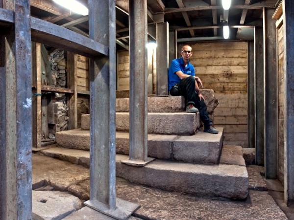Second Temple era stairs Israel Antiquities Authority-City of David-podium-Second Temple-stairs